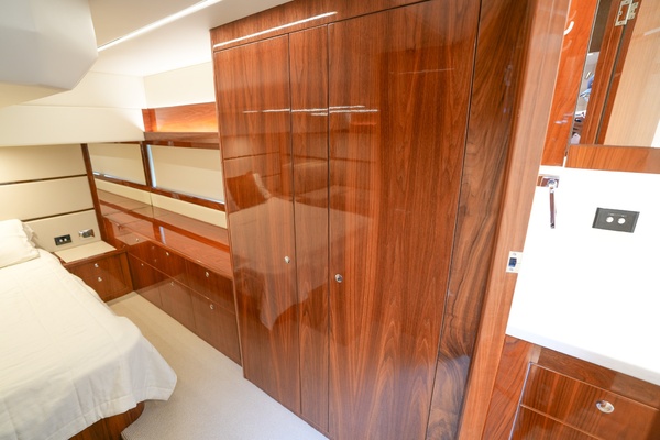 FRINGE BENEFIT IV 57ft Riviera Yacht For Sale