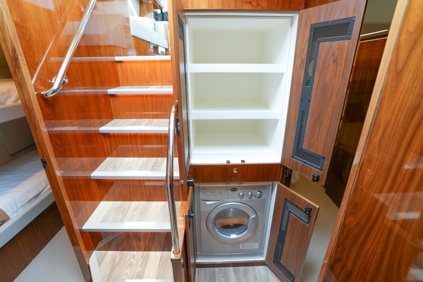 FRINGE BENEFIT IV 57ft Riviera Yacht For Sale