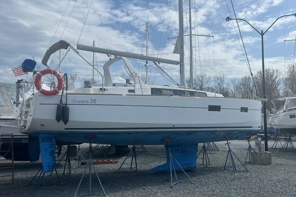 38-ft-Beneteau-2016-38.1- Deale Maryland United States  yacht for sale