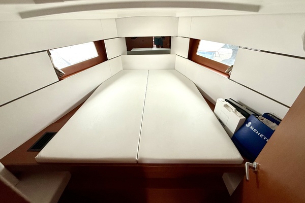 Akvavit 38ft Beneteau Yacht For Sale
