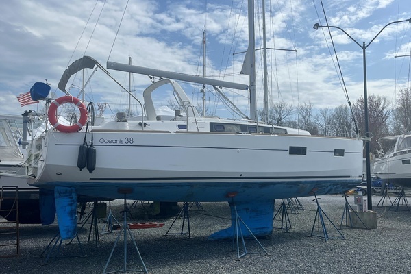 Photo of the 2016 Beneteau 38.1 "Akvavit"