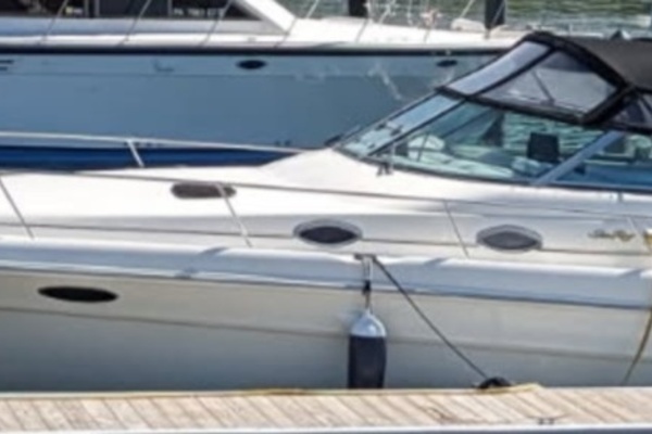 33ft Sea Ray Yacht For Sale