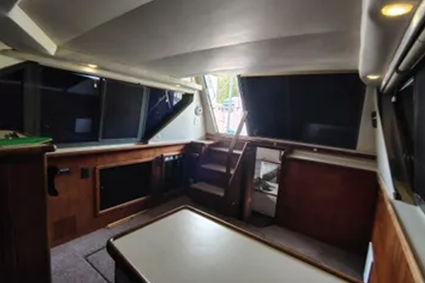 32ft Carver Yacht For Sale