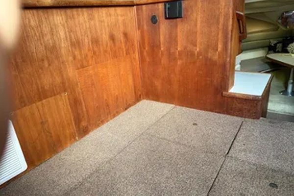 32ft Carver Yacht For Sale