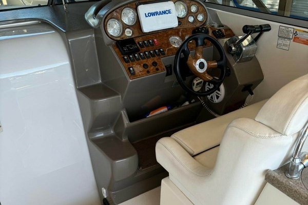 Photo of the 2008 Rinker 300 Express "YACHT SEA"