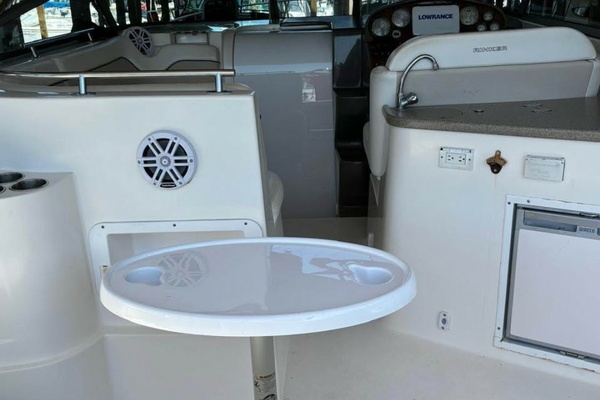 YACHT SEA 30ft Rinker Yacht For Sale