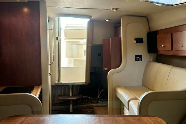 YACHT SEA 30ft Rinker Yacht For Sale