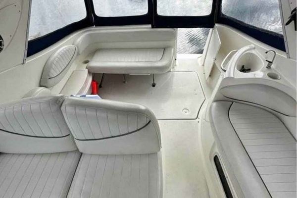 27ft Maxum Yacht For Sale