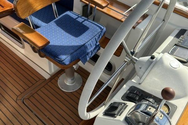 Sara Lynn 57ft Beneteau Yacht For Sale