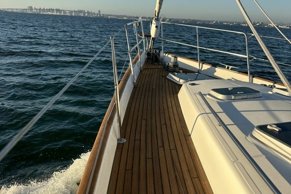 Beneteau 57 Yacht For Sale