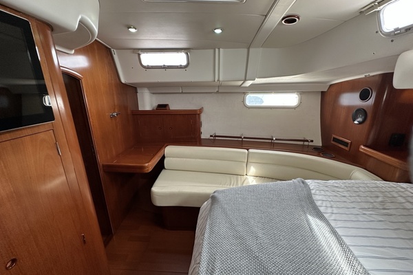 Sara Lynn 57ft Beneteau Yacht For Sale