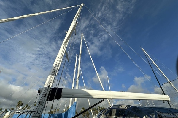 Sara Lynn 57ft Beneteau Yacht For Sale