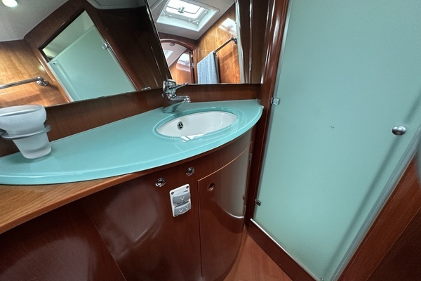 Beneteau 57 Yacht For Sale