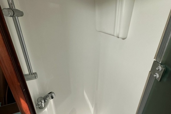 Sara Lynn 57ft Beneteau Yacht For Sale