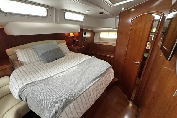 Sara Lynn 57ft Beneteau Yacht For Sale
