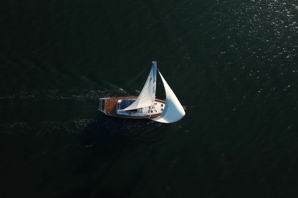 Photo of the 2003 Beneteau 57 "Sara Lynn"