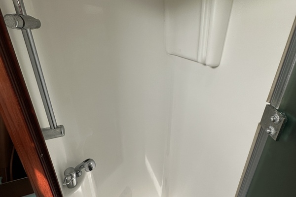 Sara Lynn 57ft Beneteau Yacht For Sale