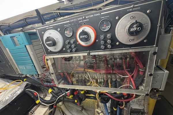 Aqua Terra 52ft Hatteras Yacht For Sale