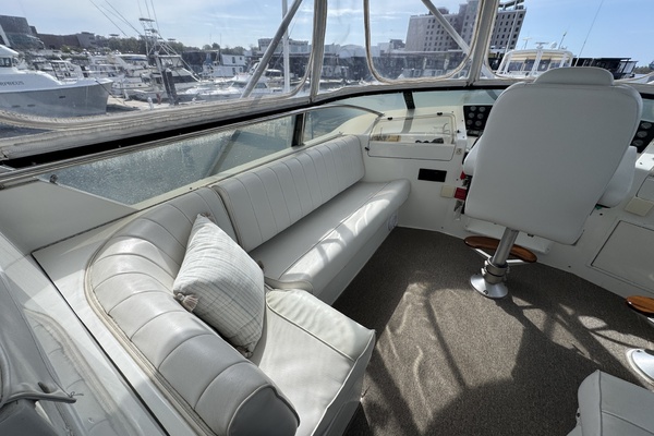 Aqua Terra 52ft Hatteras Yacht For Sale