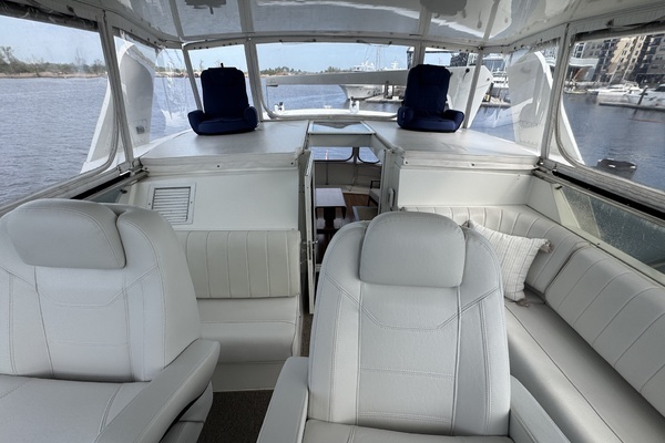 Hatteras 52 Motor Yacht Yacht For Sale