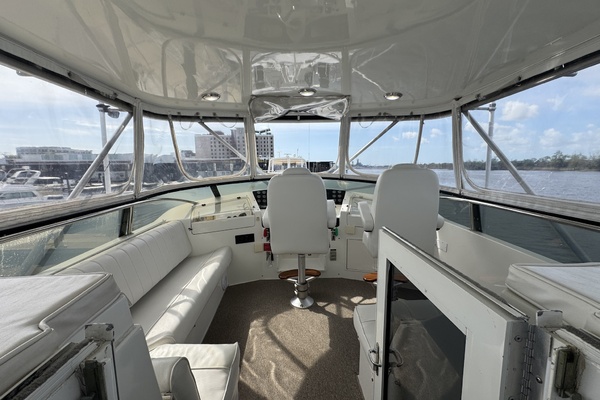 Aqua Terra 52ft Hatteras Yacht For Sale