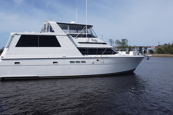 Photo of the 1993 Hatteras 52 Motor Yacht "Aqua Terra"