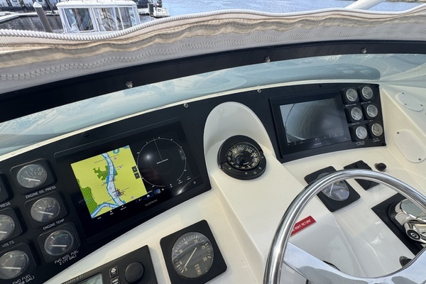 Hatteras 52 Motor Yacht Yacht For Sale