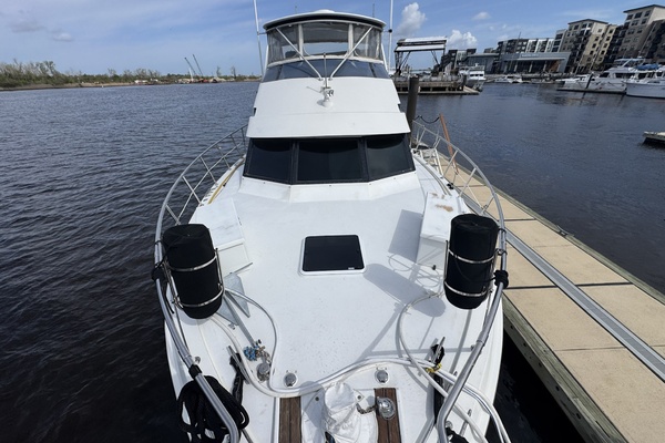 Aqua Terra 52ft Hatteras Yacht For Sale