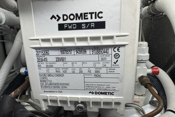 Aqua Terra 52ft Hatteras Yacht For Sale