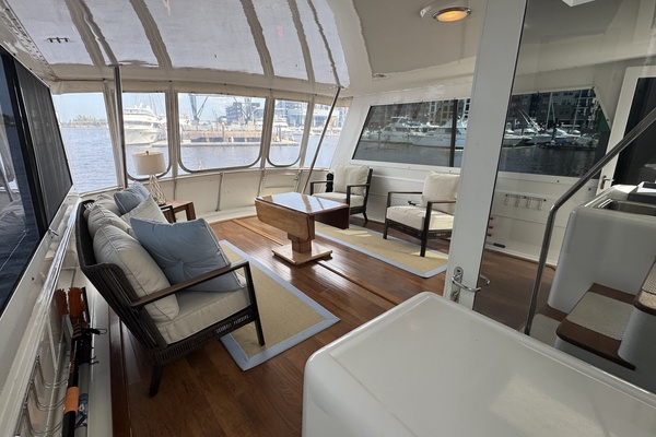 Aqua Terra 52ft Hatteras Yacht For Sale