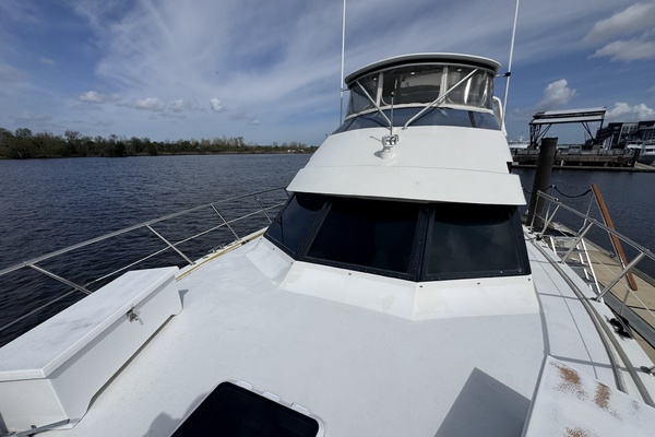 Aqua Terra 52ft Hatteras Yacht For Sale