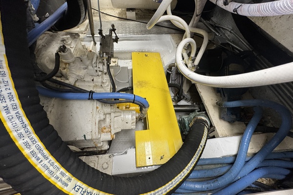 Aqua Terra 52ft Hatteras Yacht For Sale