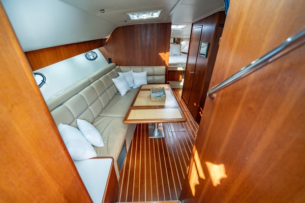 ISLAND TRADER 41ft Tiara Yachts Yacht For Sale