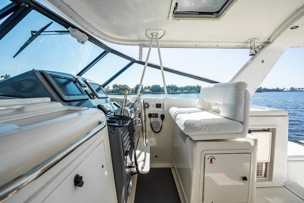 ISLAND TRADER 41ft Tiara Yachts Yacht For Sale