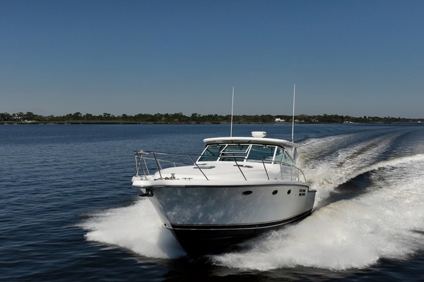 ISLAND TRADER 41ft Tiara Yachts Yacht For Sale