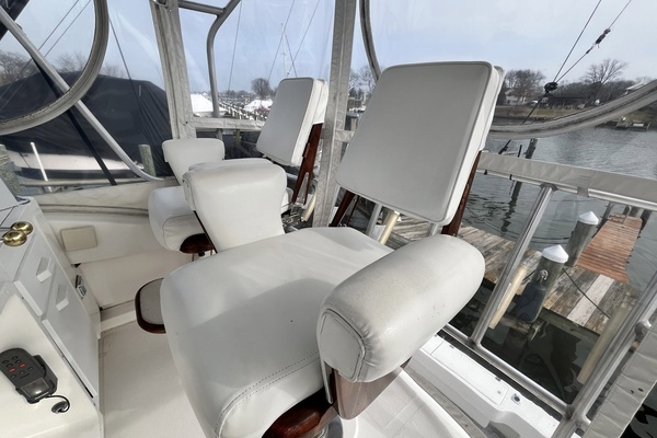 2003 Luhrs 40