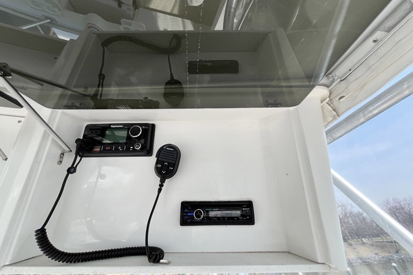 CATCHER 40ft Luhrs Yacht For Sale