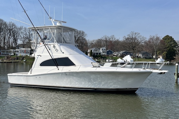 CATCHER 40ft Luhrs Yacht For Sale