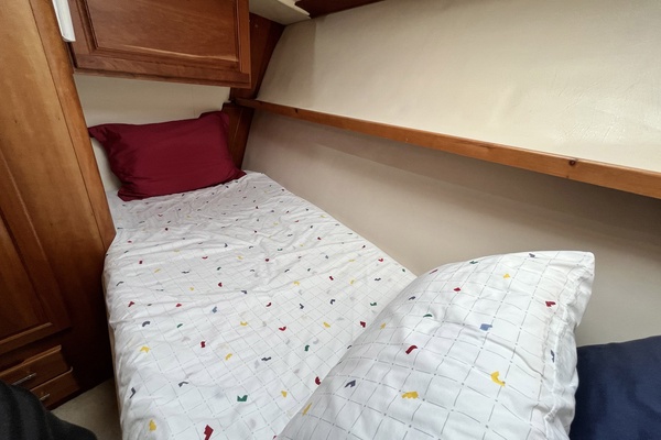 CATCHER 40ft Luhrs Yacht For Sale