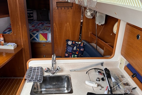 31ft Catalina Yacht For Sale