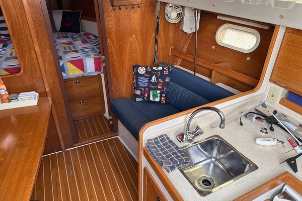 31ft Catalina Yacht For Sale