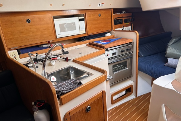 31ft Catalina Yacht For Sale