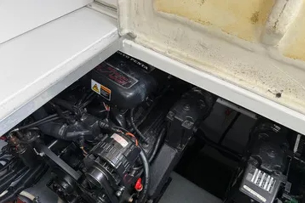 32ft Monterey Yacht For Sale