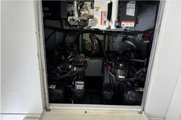 32ft Monterey Yacht For Sale