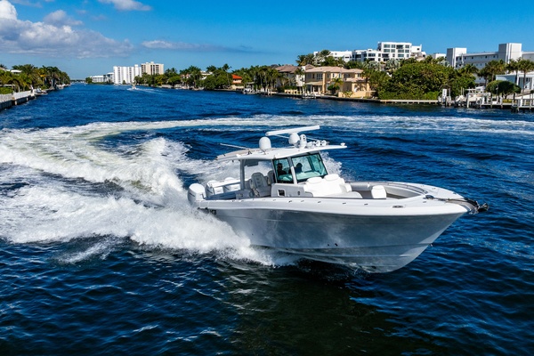 42ft HCB Yacht For Sale