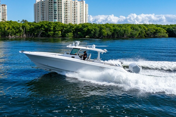 42ft HCB Yacht For Sale