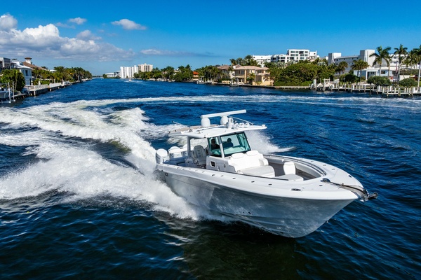 42ft HCB Yacht For Sale