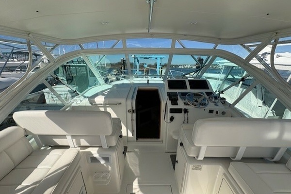 Cabo 32 Express Yacht For Sale