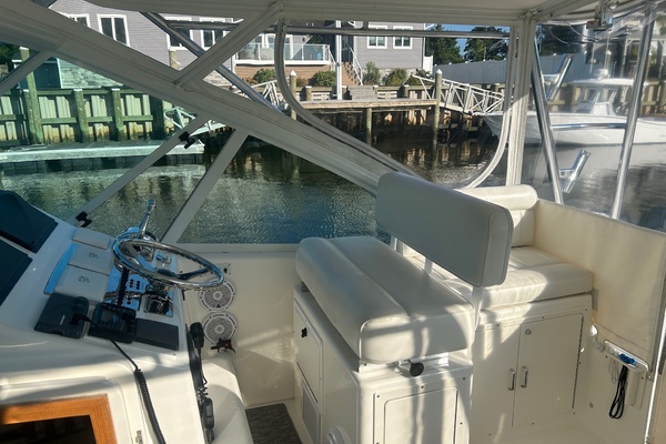 Outlaw 32ft Cabo Yacht For Sale