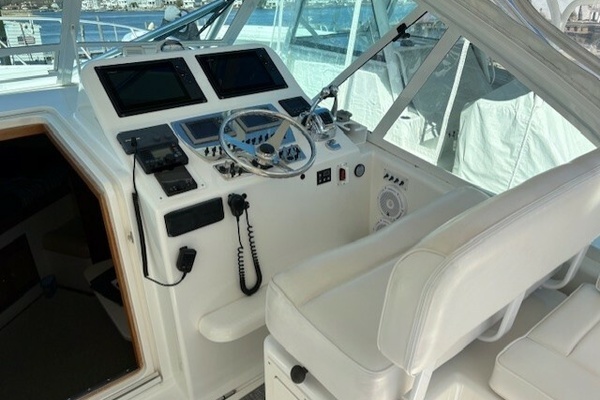 Cabo 32 Express Yacht For Sale